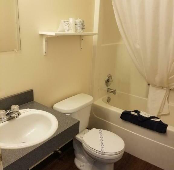 标准间, Canadas Best Value Inn Fort St. John