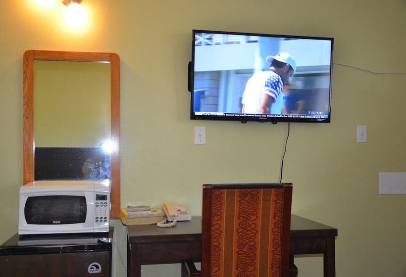 חדר סטנדרט שתי מיטות זוגיות, Coachman Inn