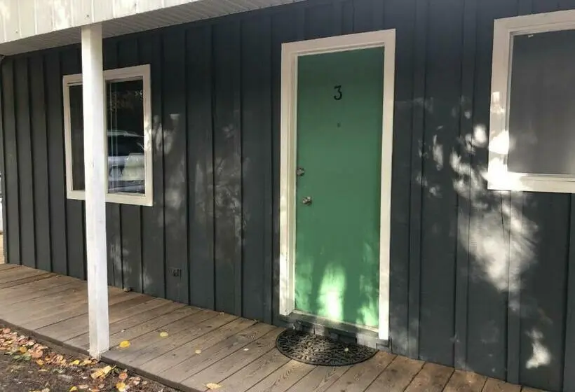 Perhehuone, Jasper Way Inn Resort & Campground