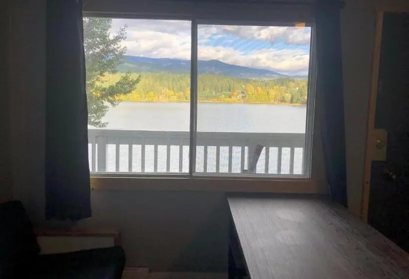 Perhehuone, Jasper Way Inn Resort & Campground