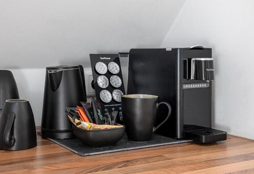 اتاق استاندارد چهار تخته, Strandhotel Domburg