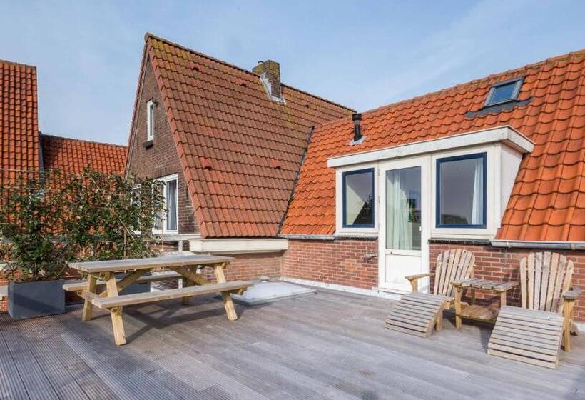 اتاق استاندارد چهار تخته, Strandhotel Domburg