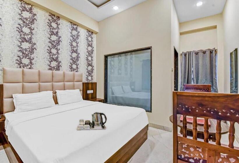 Трехместный Номер Классика, Collection O Mangal Inn