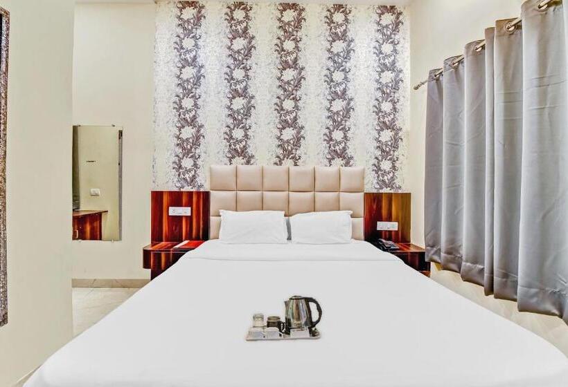 Трехместный Номер Классика, Collection O Mangal Inn