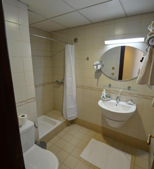 三人经典房间, Manazeli Madinah