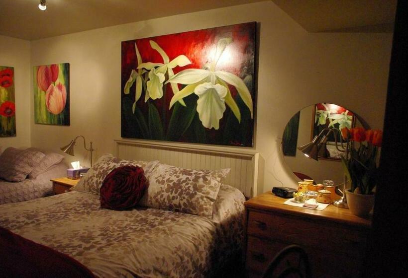 Номер Стандарт, Atelier Galerie Anne Drouin Peinture & Pension