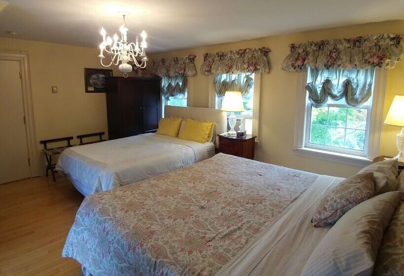 家庭间, Inn On Frederick