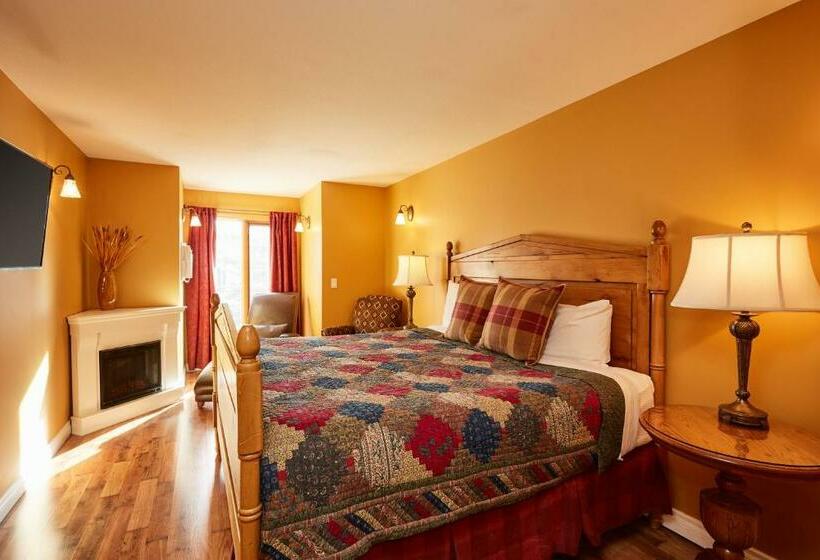 キングサイズベッドのスーペリアルーム, Lady Macdonald Country Inn