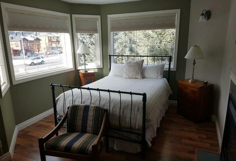 スーペリアールーム, Lady Macdonald Country Inn