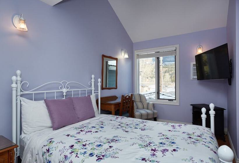 スタンダードルーム, Lady Macdonald Country Inn