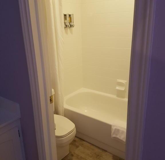 ファミリールーム, Lady Macdonald Country Inn