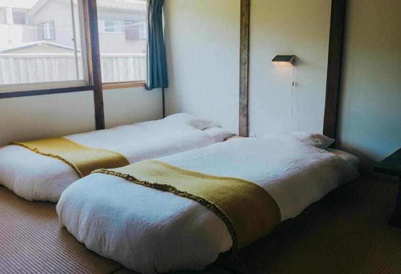 ４ベッドルームハウス, Hostel Saruya