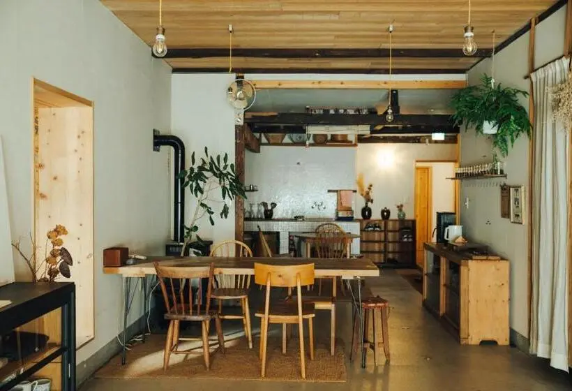 ファミリールーム, Hostel Saruya