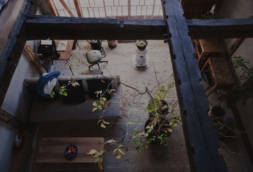 اتاق استاندارد, Hostel Saruya