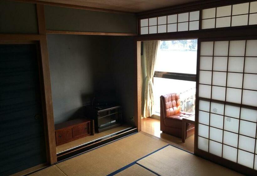 غرفة قياسية مطلّة علي البحيرة, Nojiri Lake Resort