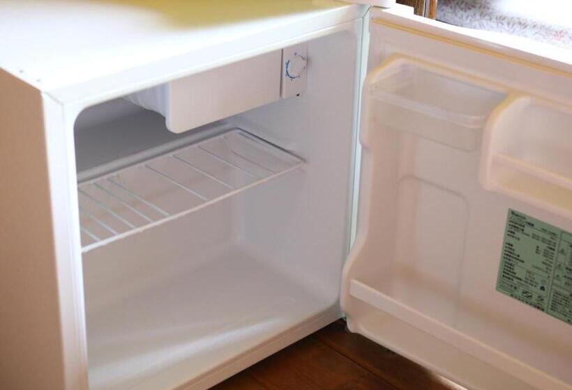 غرفة قياسية ثلاثية, Reposer Hakuba