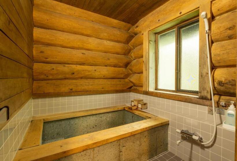 فيلا غرفتين نوم, Reposer Hakuba