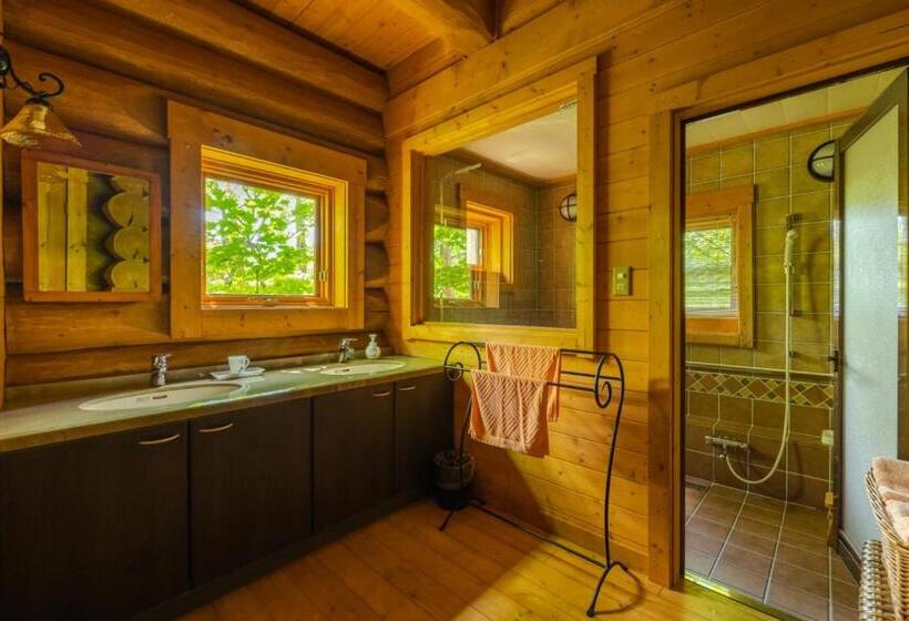 منزل 4 غرف نوم, Reposer Hakuba