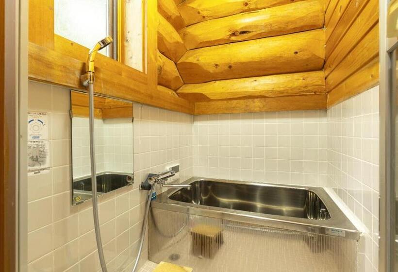 فيلا غرفتين نوم, Reposer Hakuba