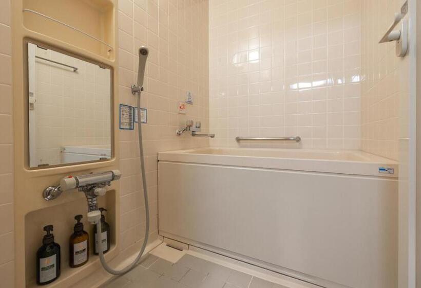 فيلا غرفتين نوم, Reposer Hakuba