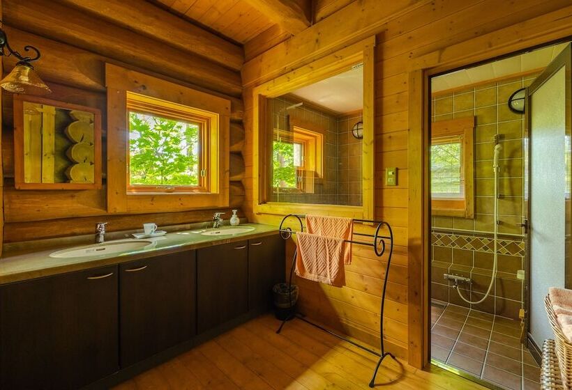 منزل 4 غرف نوم, Reposer Hakuba