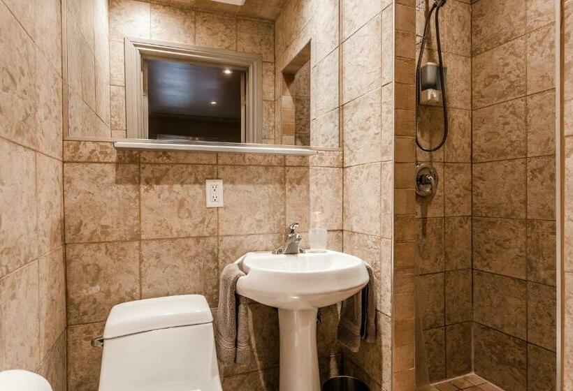 غرفة قياسية, Le Cartier Bed And Breakfast