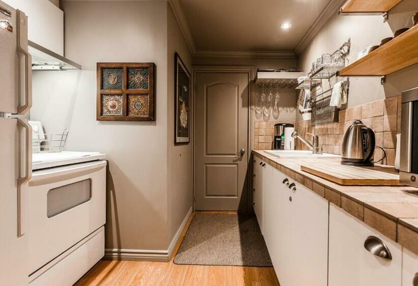 غرفة قياسية, Le Cartier Bed And Breakfast