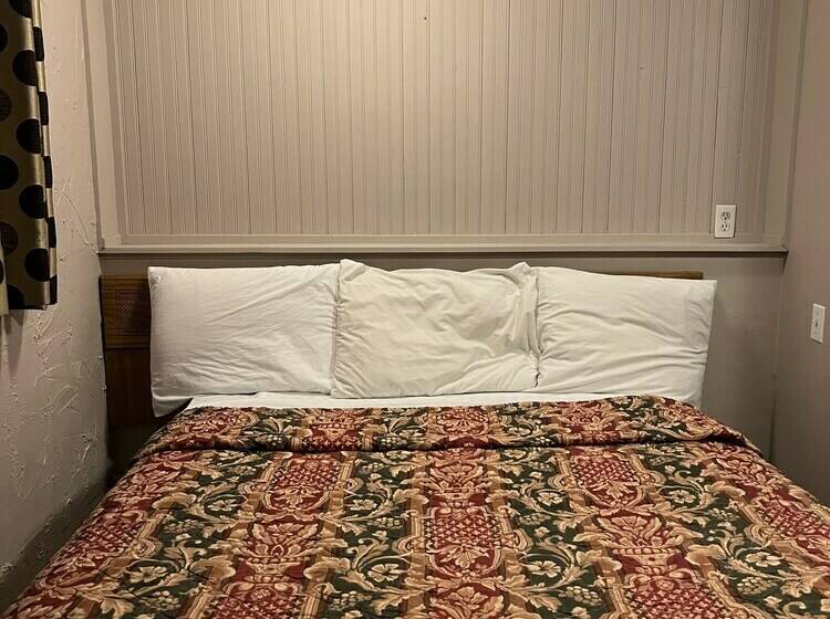 스탠다드 룸 더블 침대 2개, Beach Front Resort