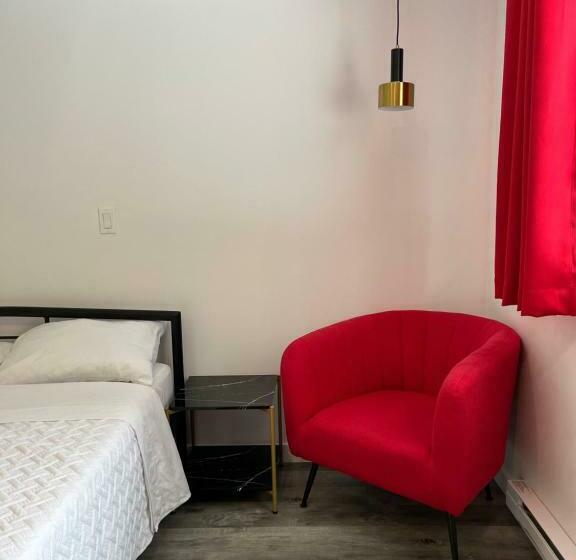 スタンダードルーム, Motel Champlain