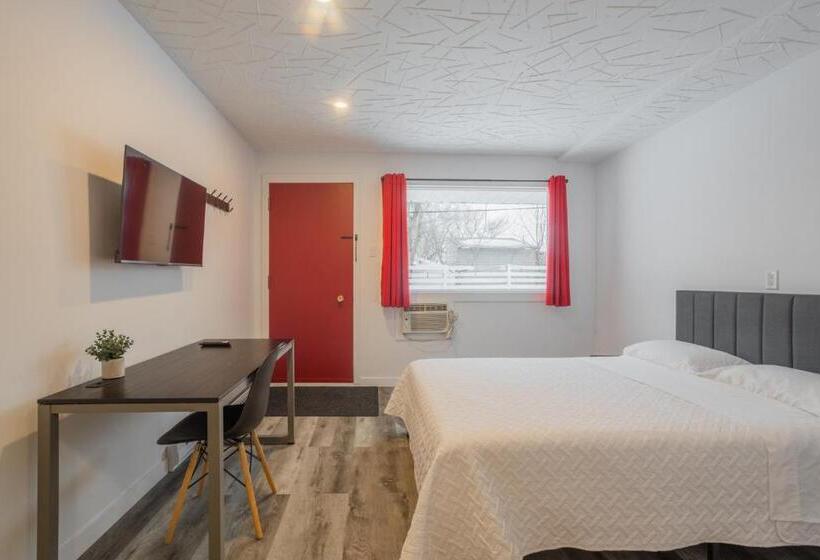 スタンダードルーム, Motel Champlain