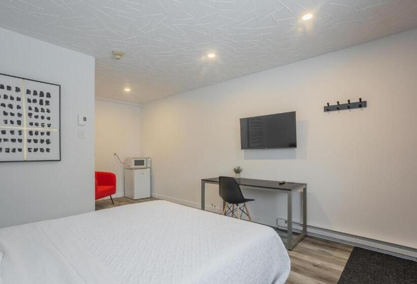 スタンダードルーム, Motel Champlain