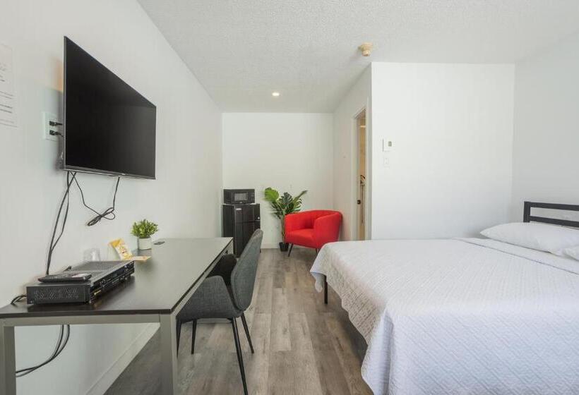 スタンダードルーム, Motel Champlain