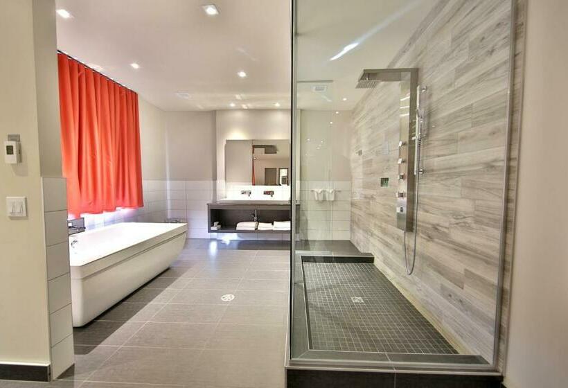 キングサイズベッドのスイートルーム, O Laval