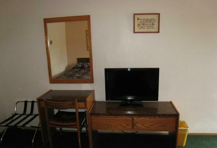 غرفة قياسية, Swiss Village Inn