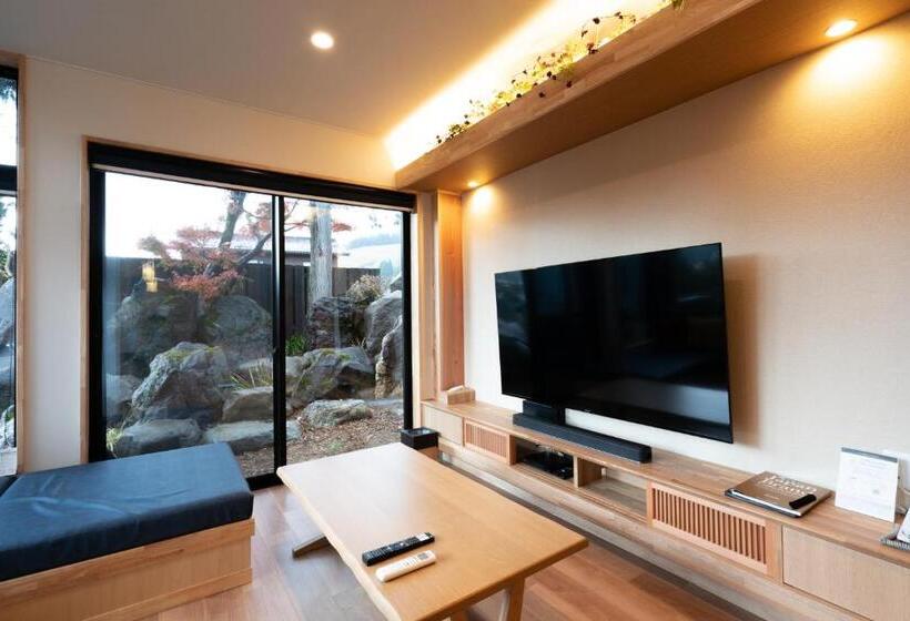 جناح جونيور مطل على الحديقة, Maruyama Onsen Kojyokan