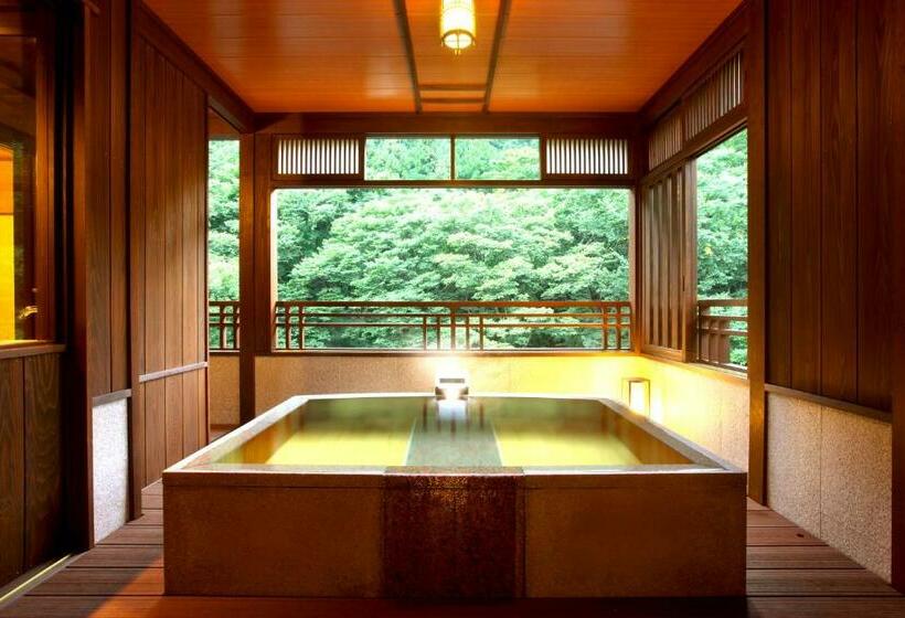 豪华套房, Moritaya