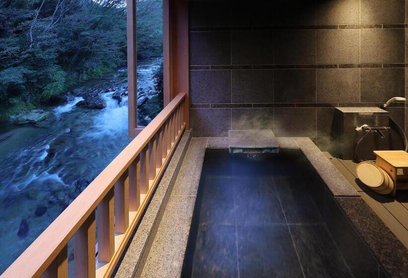 豪华套房, Moritaya