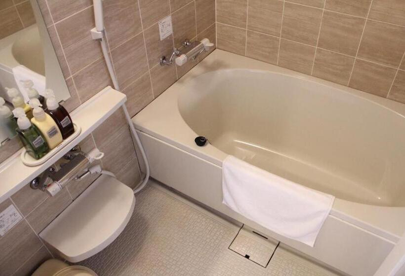 غرفة قياسية ثلاثية, Shiosai