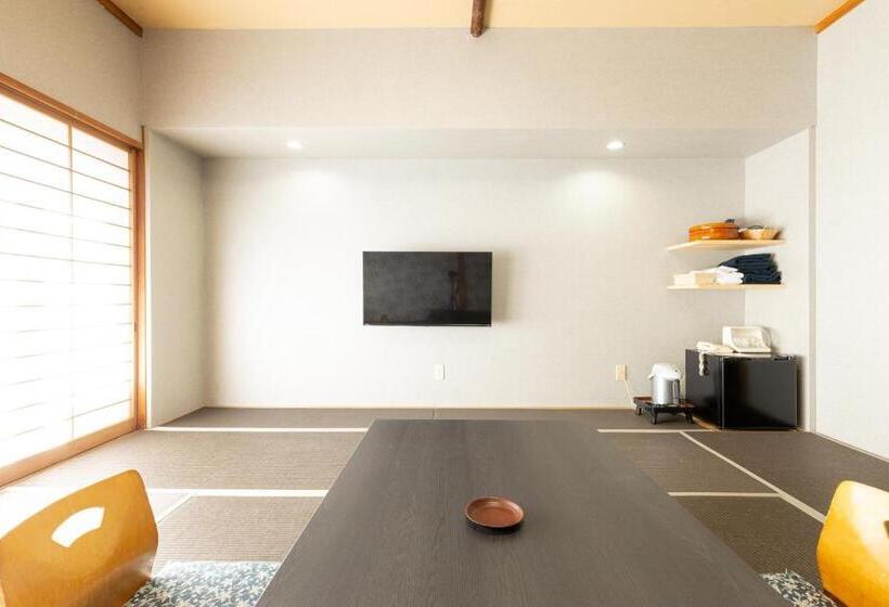 4인용 스탠다드 룸, Yoshino