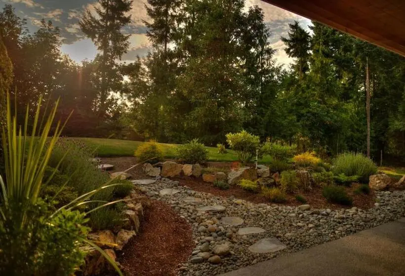 Standard-huone Puutarhanäkymä, Shawnigan Suite B & B