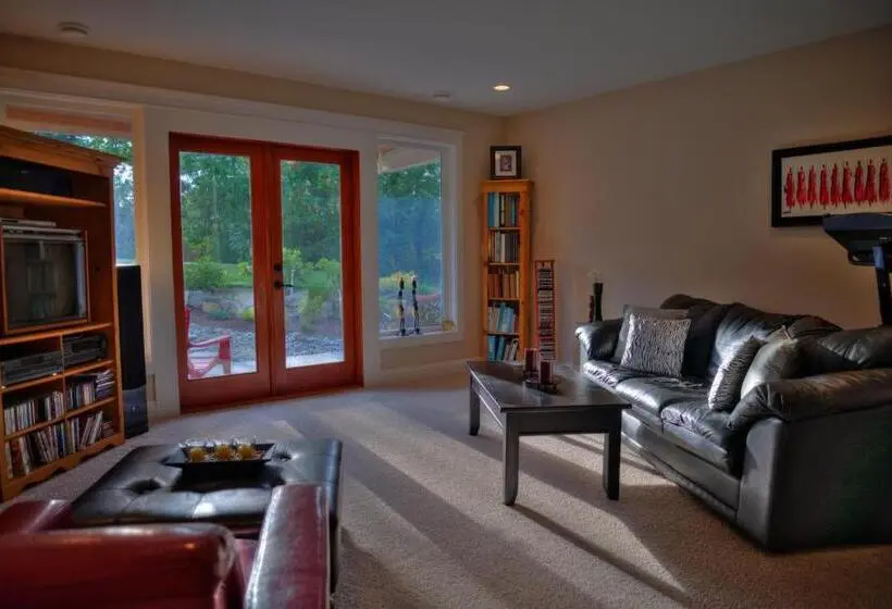Standard-huone Puutarhanäkymä, Shawnigan Suite B & B