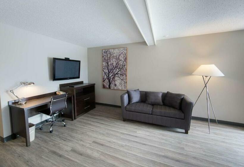 جناح سرير ملكى, Surestay Hotel By Best Western Castlegar