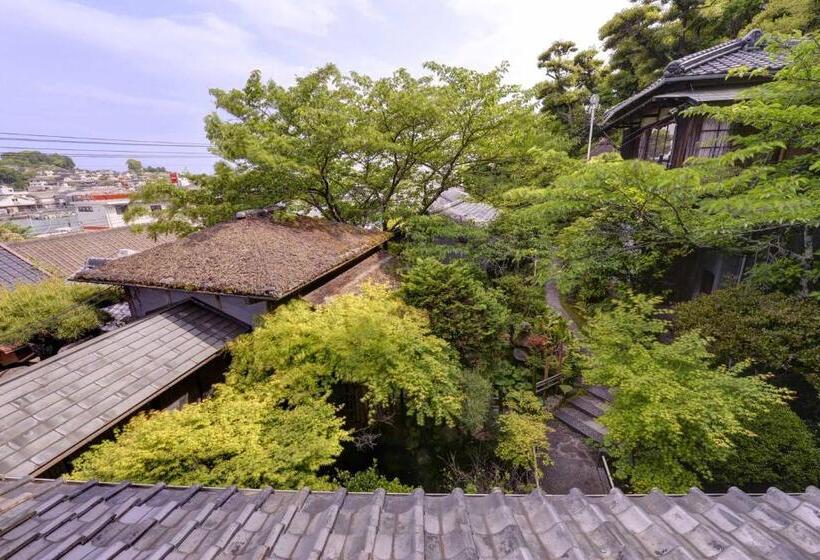 浴室共有ファミリールーム, Bingoya