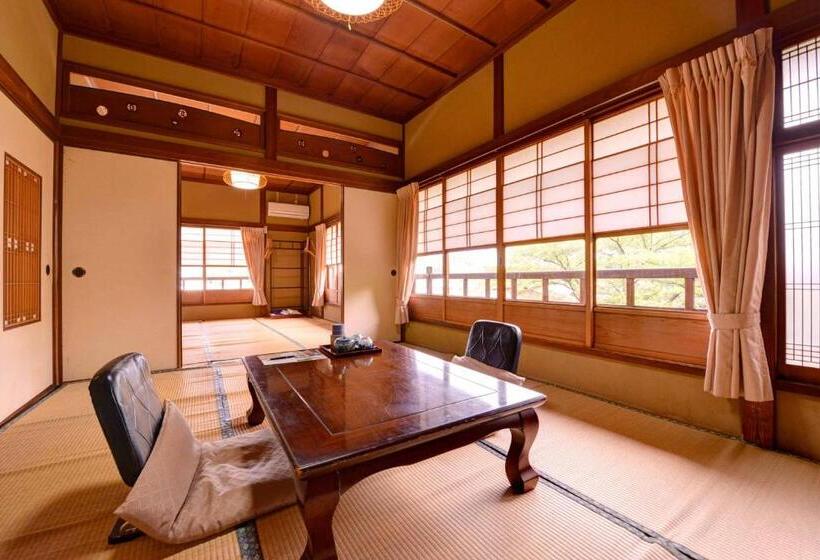 浴室共有ファミリールーム, Bingoya