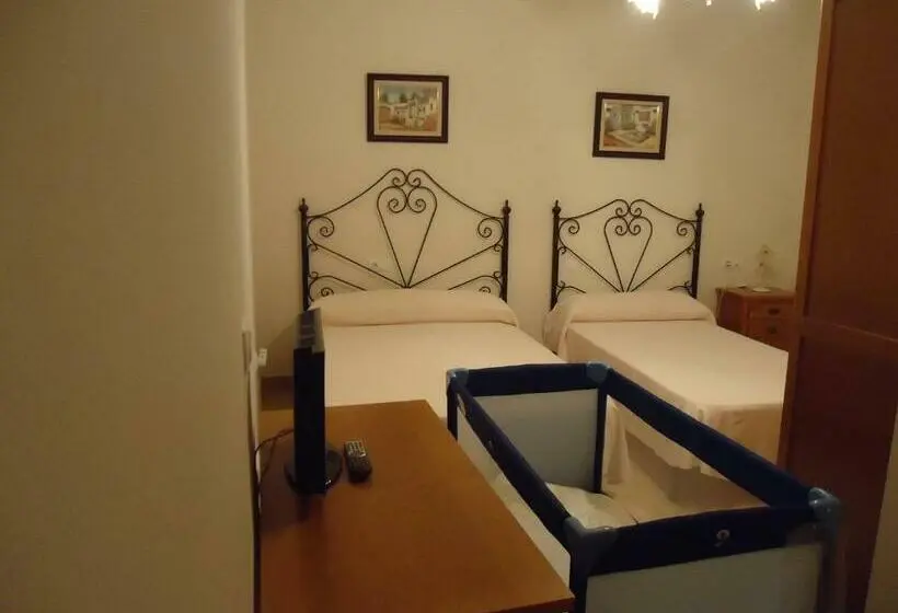 Standard Kolmen Hengen Huone, Antequera Rural Fortes La Nuit