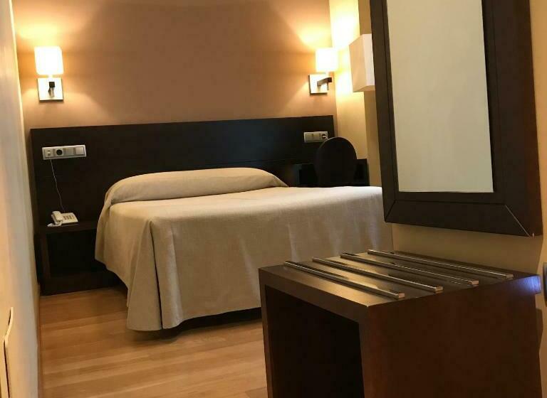 غرفة قياسية فردية, Baltico