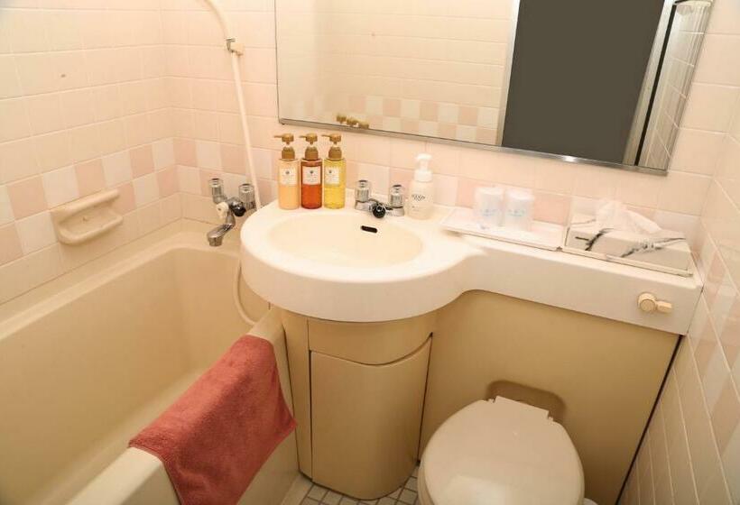 غرفة قياسية, Belle Cour Inomata