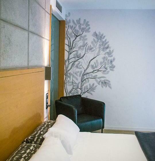 スタンダードルーム, Eh Piedra Y Luz