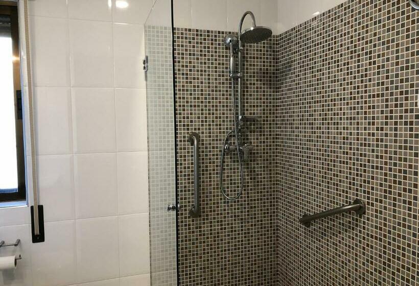 스탠다드 룸, El Colorín