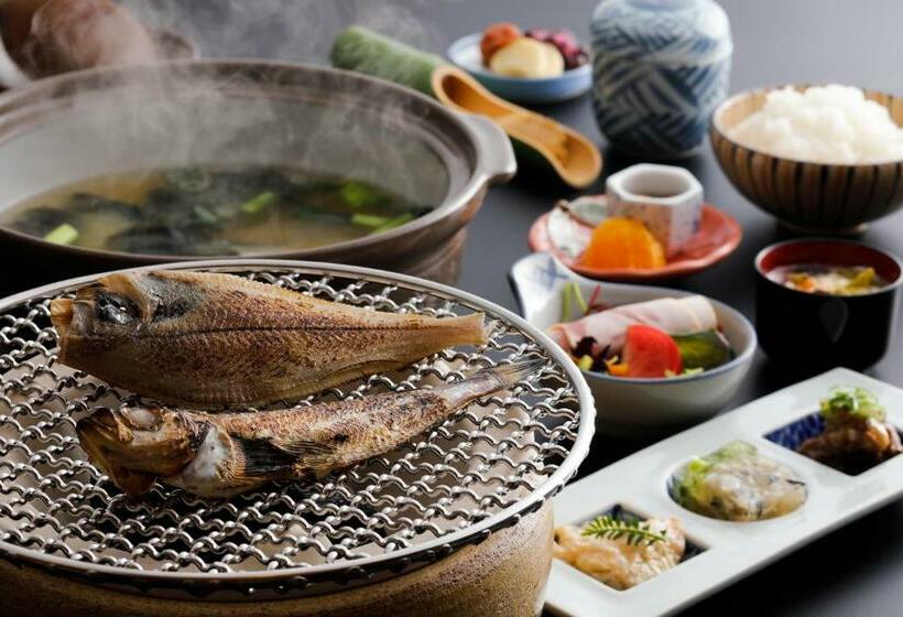스탠다드 룸 강 전망, Ginka